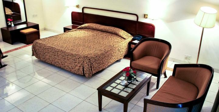 Hotel Shivalikview Чандигарх Экстерьер фото